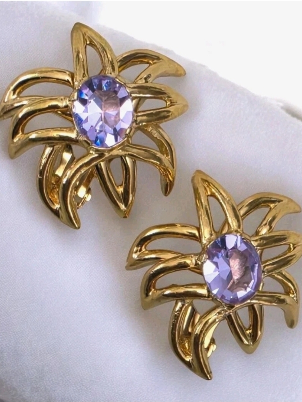Vtg Signed Ciner Purple Rhinestone Starburst Floral Fireworks Clip On Earrings